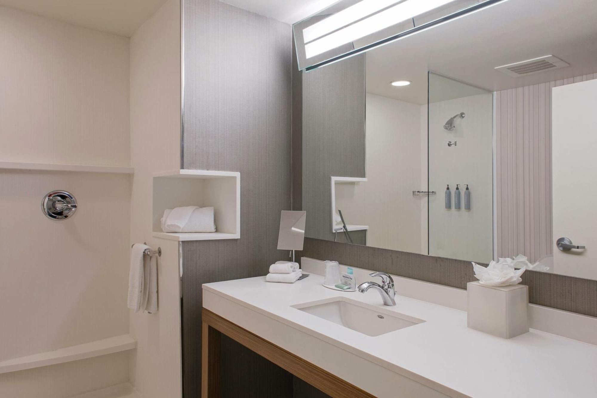 Courtyard By Marriott Hot Springs Hotel Екстериор снимка