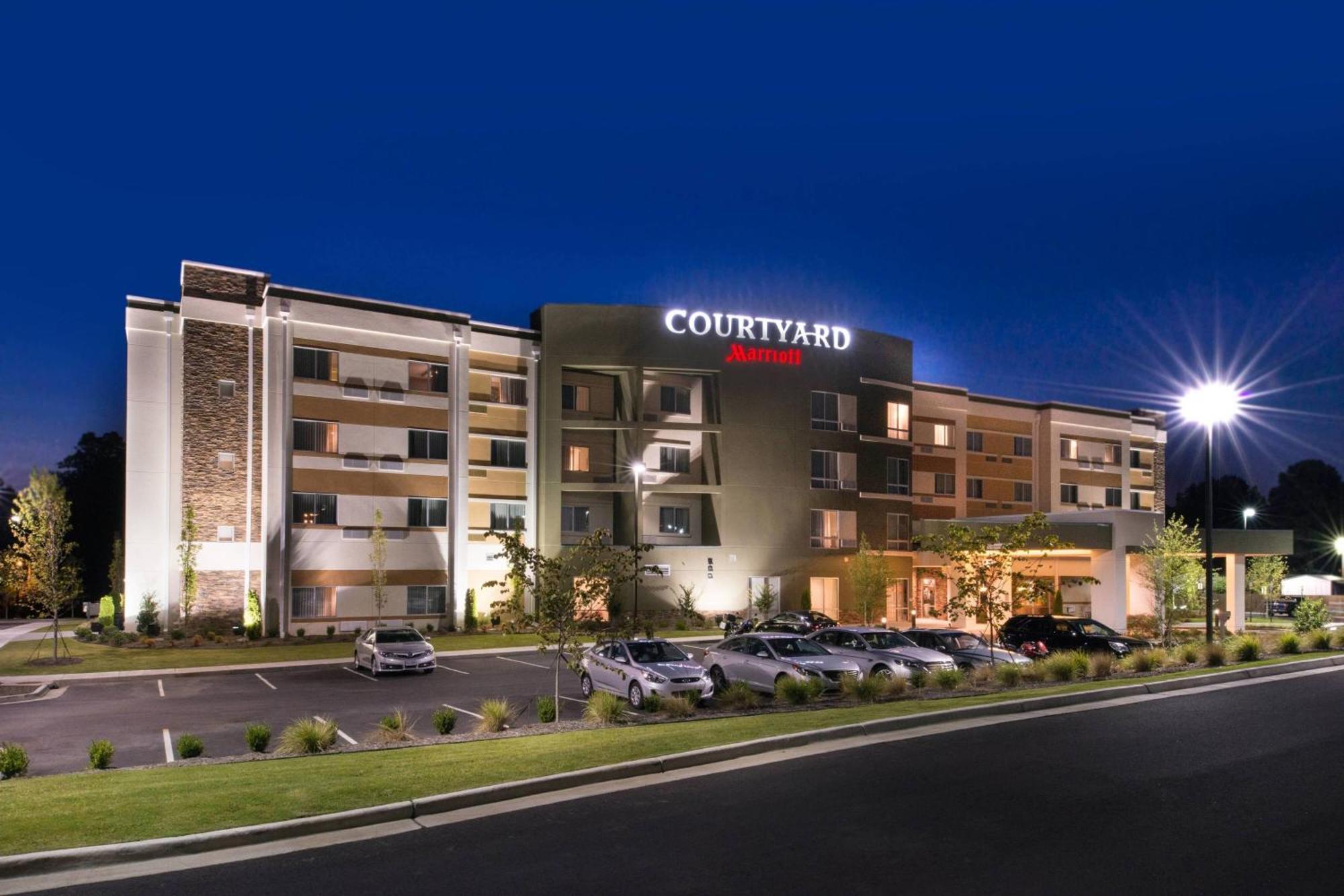 Courtyard By Marriott Hot Springs Hotel Екстериор снимка