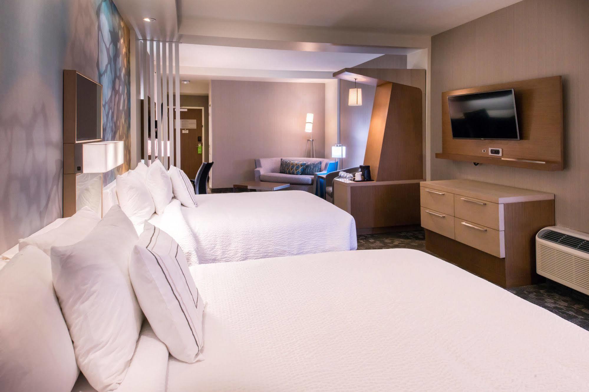 Courtyard By Marriott Hot Springs Hotel Екстериор снимка